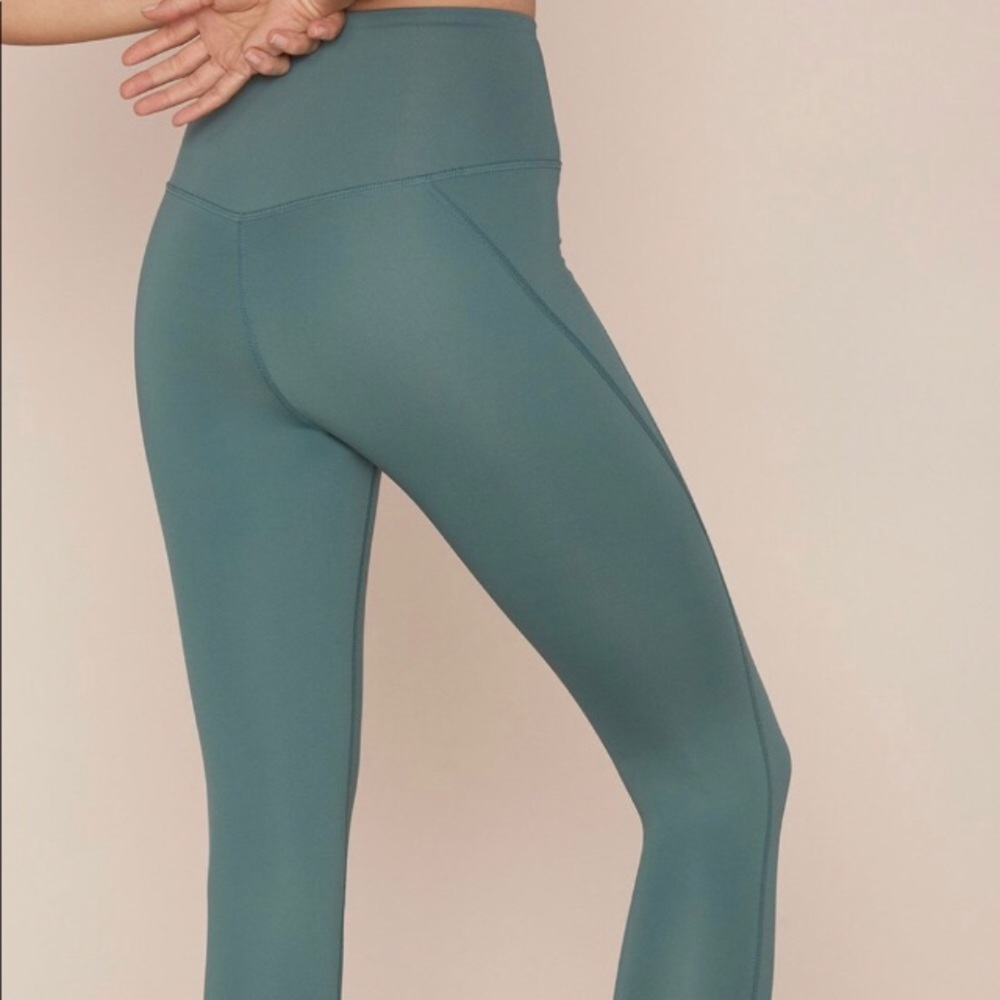 Girlfriend Collective leggings in Jade